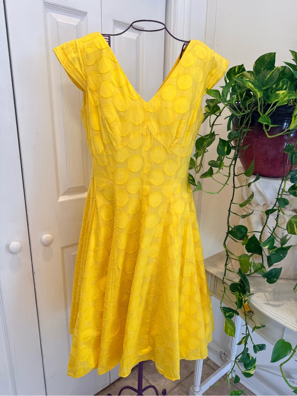 Tea andGarden Party 100% Cotton Jacquard fit Yellow V-Neck Fit & Flare Dress